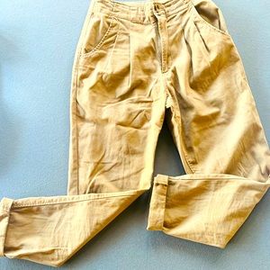 High-waist khaki pants